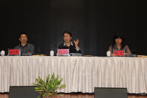 贵州省残联杨云理事长在开班仪式上讲话.JPG